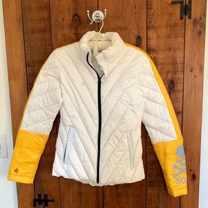 PERFECT MOMENT X SOULCYCLE PUFFER JACKET